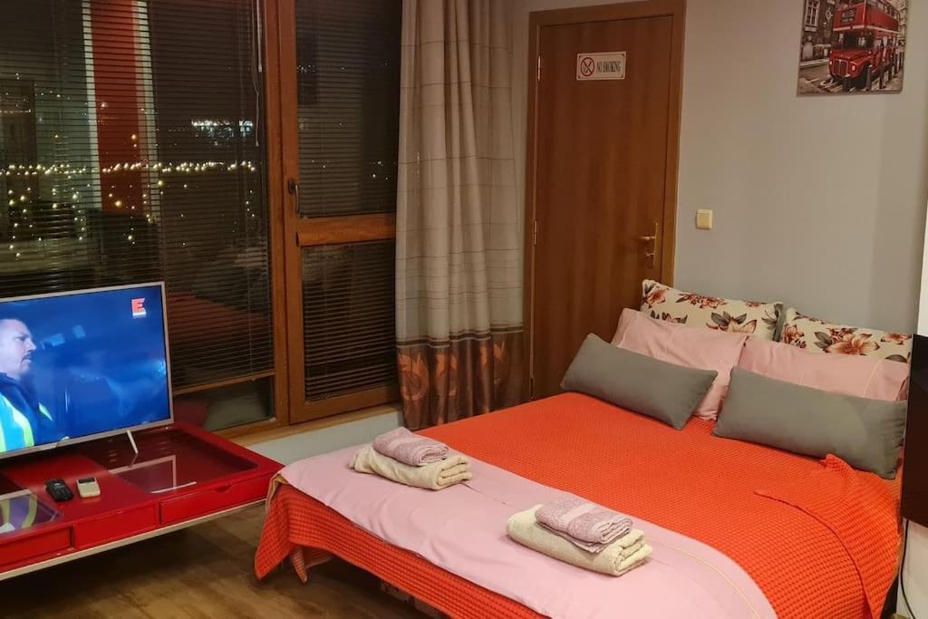 Unique Studio- Great Balcony And View! Parking Possibility! Veliko Tárnovo Exterior foto