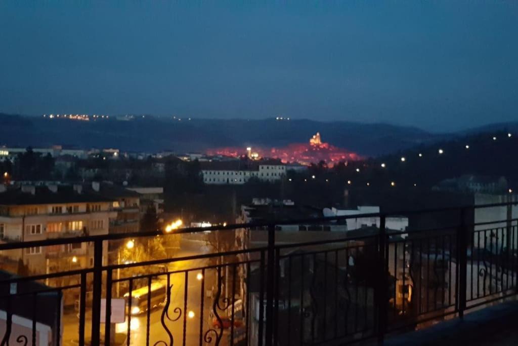 Unique Studio- Great Balcony And View! Parking Possibility! Veliko Tárnovo Exterior foto